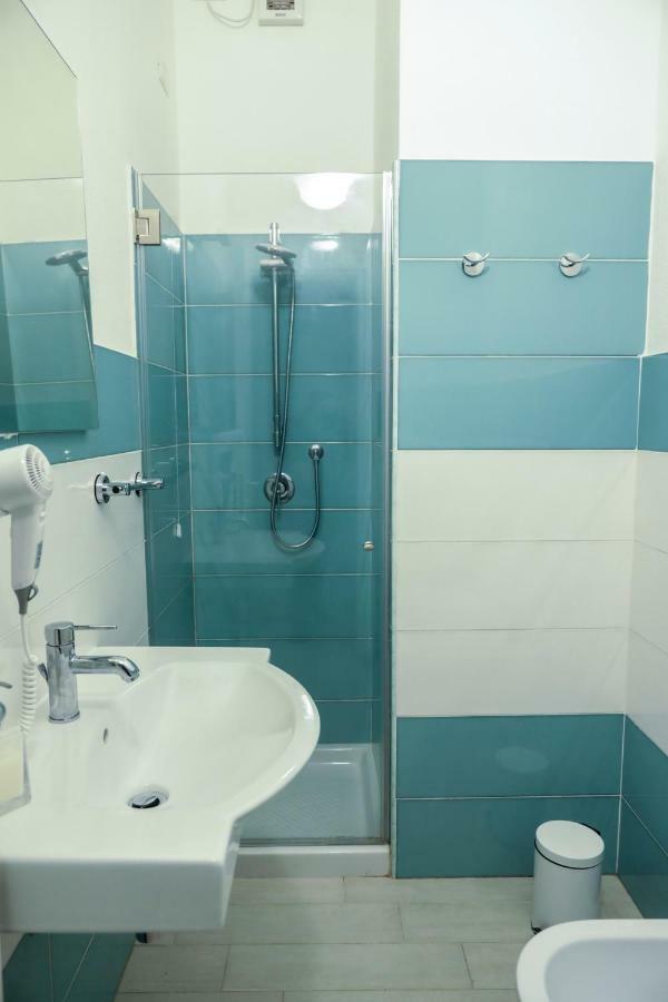 R & D Hotel อาลเกโร ภายนอก รูปภาพ